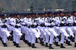 14 TNI AL BERI KESEMPATAN KEPADA PEMUDA MASUK MENJADI TAMTAMA TNI AL (1)