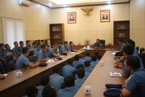 19 DANSATKOR KOARMATIM APRESIASI KESIAPAN SATGAS MARITIM  TNI KONGA XXVIII-IUNIFIL 2016 (3)