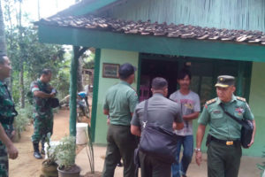 Tim Wasev Kodam VBrawijaya Tinjau Rehab Bangunan Rumah  Tidak Layak Huni ( RTLH ) Di Wilayah Kodim 0801 Pacitan 2
