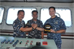 07 GUN EXERCISE KRI SULTAN ISKANDAR MUDA 367 DAN USS  SPRUANCE 111 DALAM CARAT 2016  (2)
