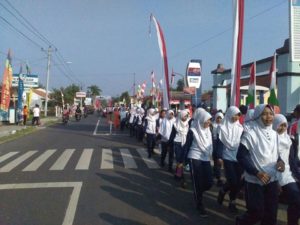 GERAK JALAN SANTAI MERIAHKAN HUT RI KE-71 2