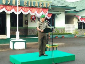 KODIM 0703CILACAP GELAR UPACARA PENGIBARAN BENDERA 1