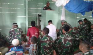 18-kesederhanaan-tni-dan-warga-perbatasan-ri-png-rayakan-iedul-adha-1437-h-d