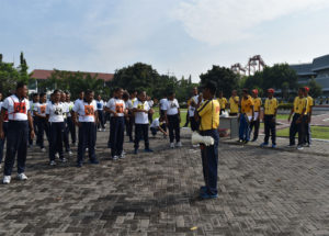 270916-personel-lantamal-v-laksanakan-samapta-2