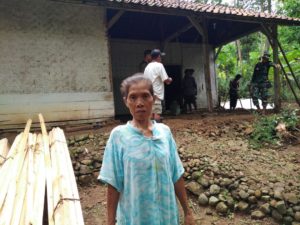 280916_terharu
