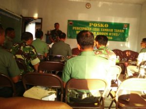 DANDIM 0703 CILACAP PIMPIN RAPAT PEECEPATAN TANAM 2