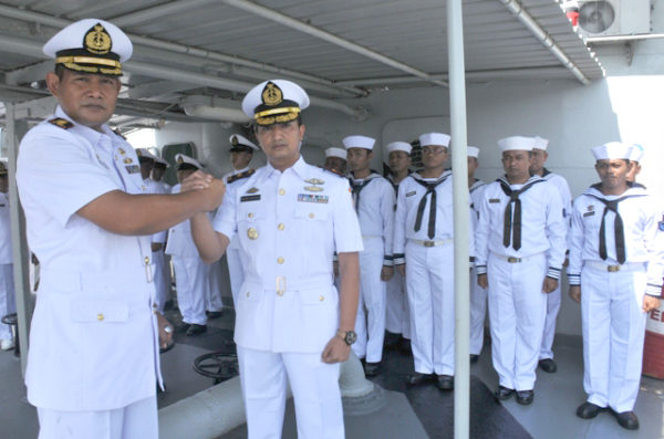 16-komandan-satban-koarmatim-pimpin-pengukuhan-jabatan-komandan-kri-sgg-906-2