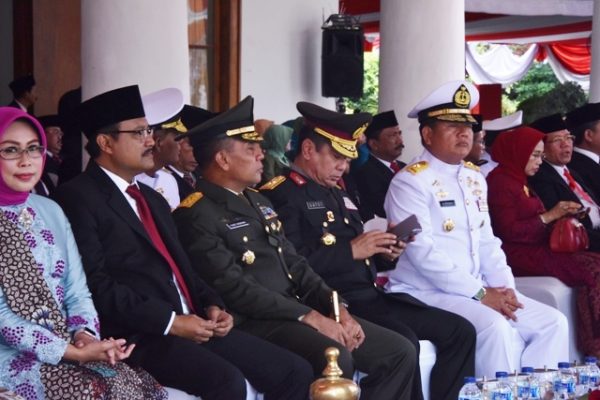 28-kasarmatim-hadiri-hari-sumpah-pemuda-di-grahadi-2