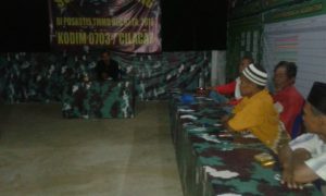 danramil-11sidareja-adakan-rapat-intern-dengan-perangkat-desa-2