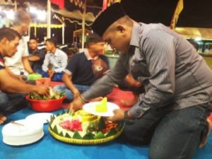 kasdim-0703cilacap-turut-yasinan-dan-doa-bersama-dibukanya-hiburan-rakyat-1