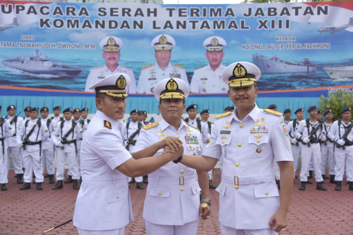 01-komandan-lantamal-xiii-tarakan-diserah-terimakan-2