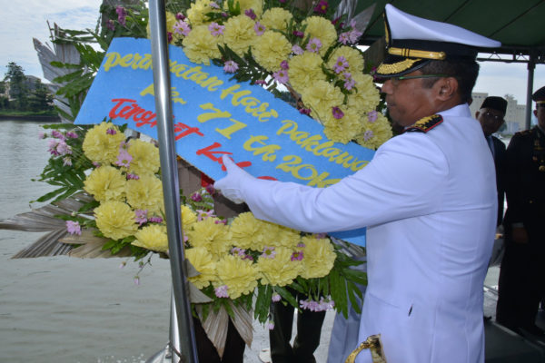 101116-clp-upc-hari-pahlawan-1