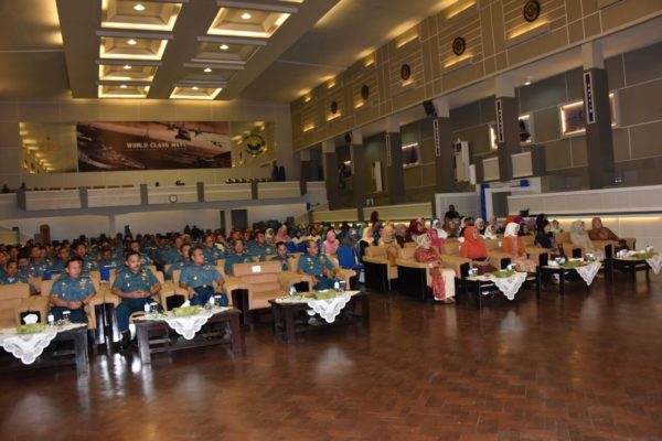 22-pangarmatim-buka-lomba-mtq-dalam-rangka-hari-armada-2