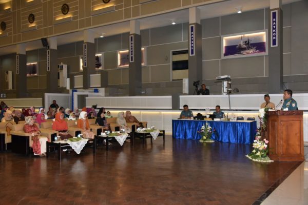 22-pangarmatim-buka-lomba-mtq-dalam-rangka-hari-armada-4
