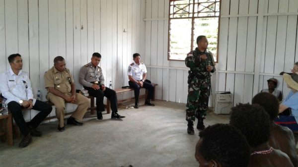 38-satgas-pamtas-yonif-413-kostrad-ikuti-hkn-2