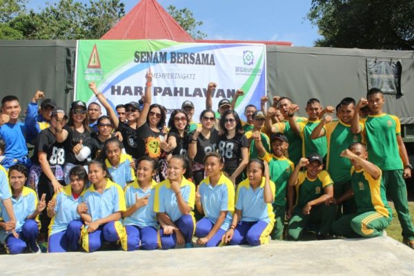 39-satgas-pamtas-ri-rdtl-yonif-raider-321-kostrad-senam-bersama-6