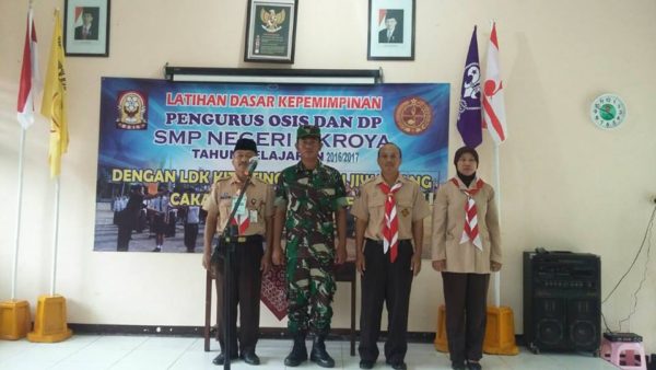 batiwanwil-berikan-ldk-kepada-siswa-smpn-2-kroya-3