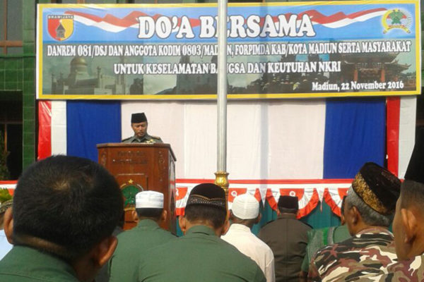 doa-bersama-di-makorem-2