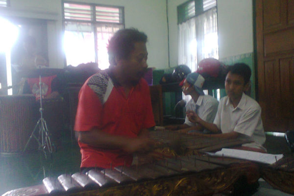 latiha-seni-di-blitar-3