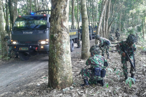 latihan-yonif-511-3
