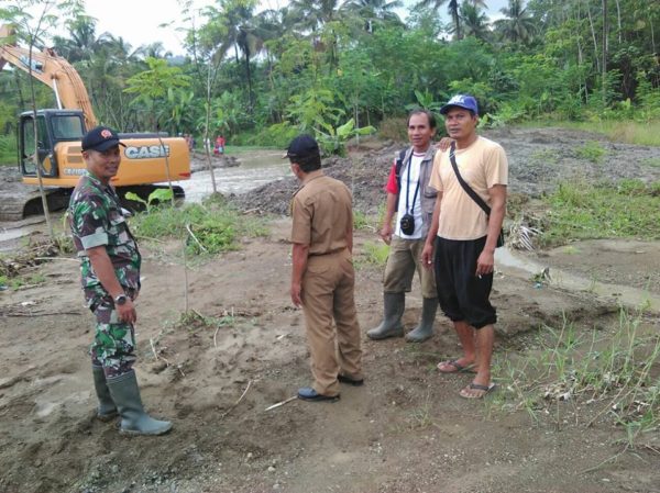 normalisasi-sungai-jambu-desa-jambusari-kecamatan-jeruklegi-2