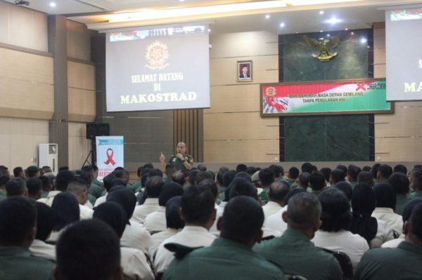 1-sosialisasi-hiv-di-makostrad