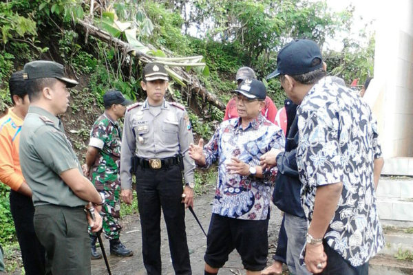 longsor-di-selorejo-blitar-3