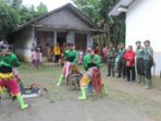 seni-kuda-kepang-turonggo-mudo-memeriahkan-kunjungan-wadan-pusterad-2