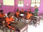 75.Prajurit Satgas Pamtas Yonif Para Raider 503 Kostrad jadi Guru Di Perbatasan (3)a
