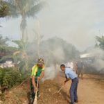 26.Prajurit Yonarmed 9 Kostrad Kerja Bakti Bersama Masyarakat Kampung Sadang (1)