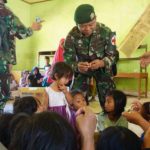 30.Satgas Kesehatan Yonkes 1 Kostrad Pengobatan Keliling Ke Tenda-Tenda Pengungsian Gempa Lombok (6)