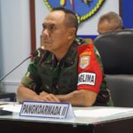 19 MONITOR KONDISI KEAMANAN WILAYAH ARMADA TNI AL PASCA PENCOBLOSAN, KASAL ADAKAN VICON DENGAN PANGKOARMADA II 1